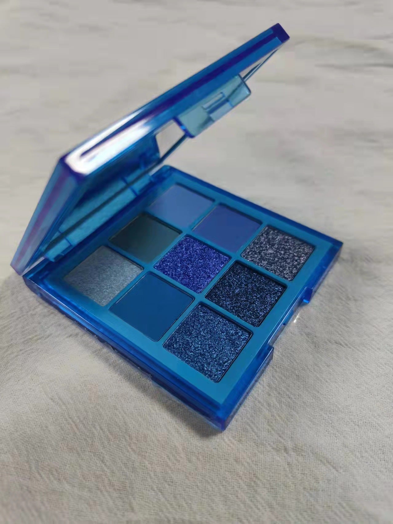New Avocados Green Pearlescent Eyeshadow Palette Guacamole Glitter Sequins Brighten Eye Grooming Female Cosmetic Makeup Palette