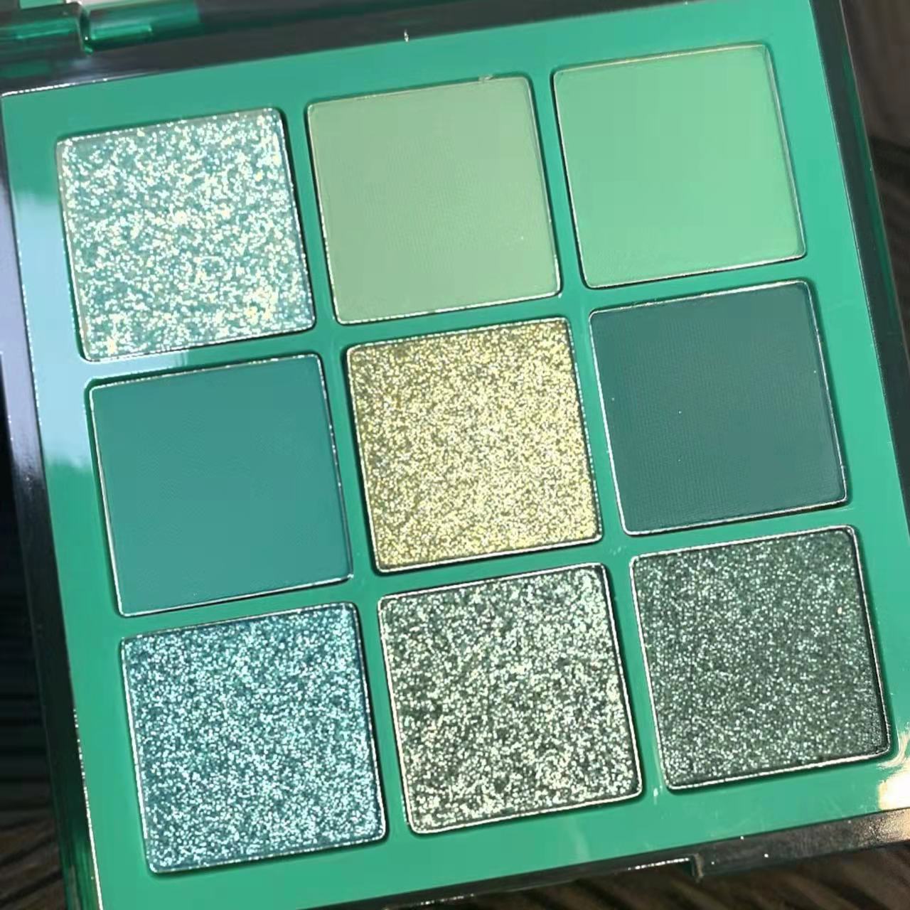 New Avocados Green Pearlescent Eyeshadow Palette Guacamole Glitter Sequins Brighten Eye Grooming Female Cosmetic Makeup Palette
