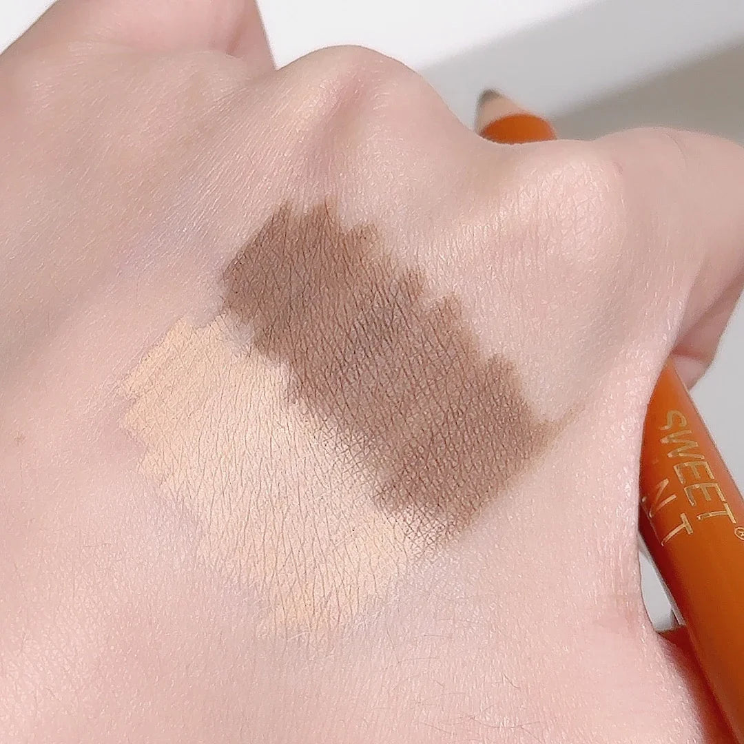 Double Head Face Contour Pen Matte White Highlighting Contour Stick Brightening Skin Tone Concealer Pencil Face Bronzers Makeup